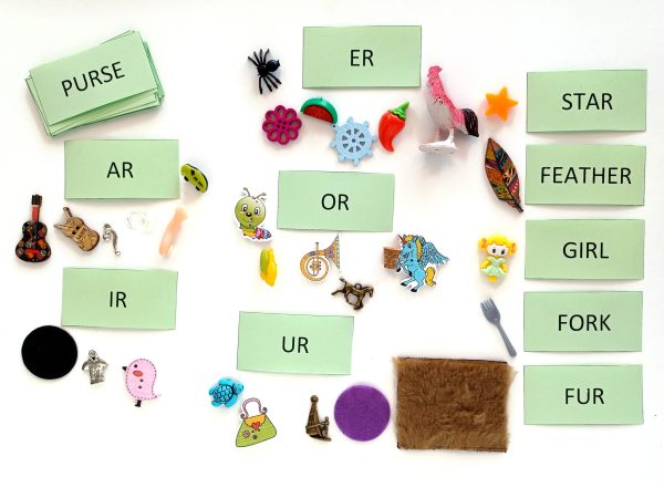 Montessori green series bossy R language objects