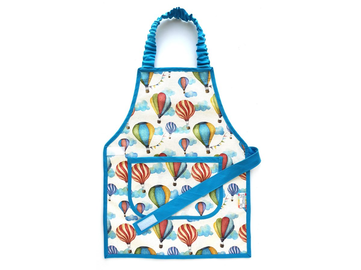 child apron with pocket hot-air balloons