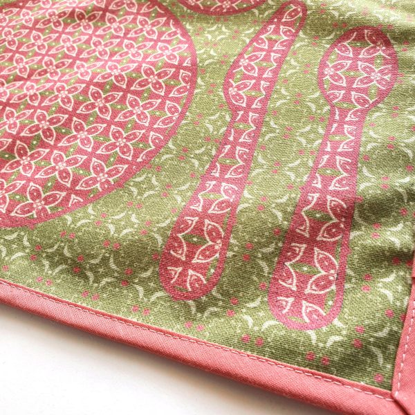 montessori table setting placemat pink